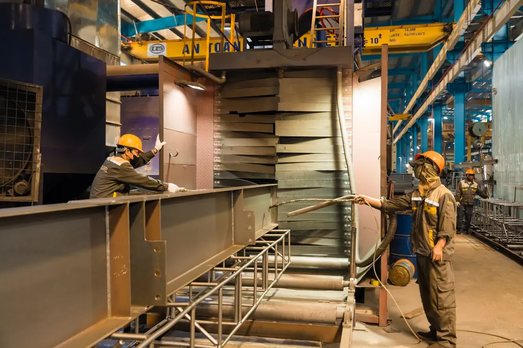 Lắp dựng nhà thép