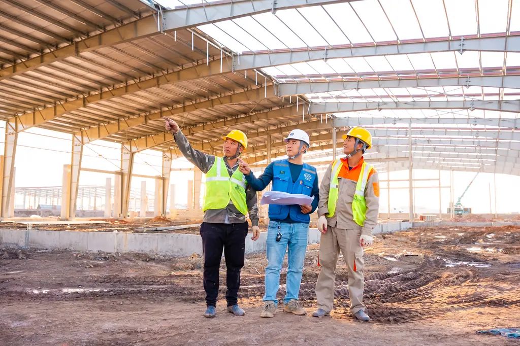 Lắp dựng công trình